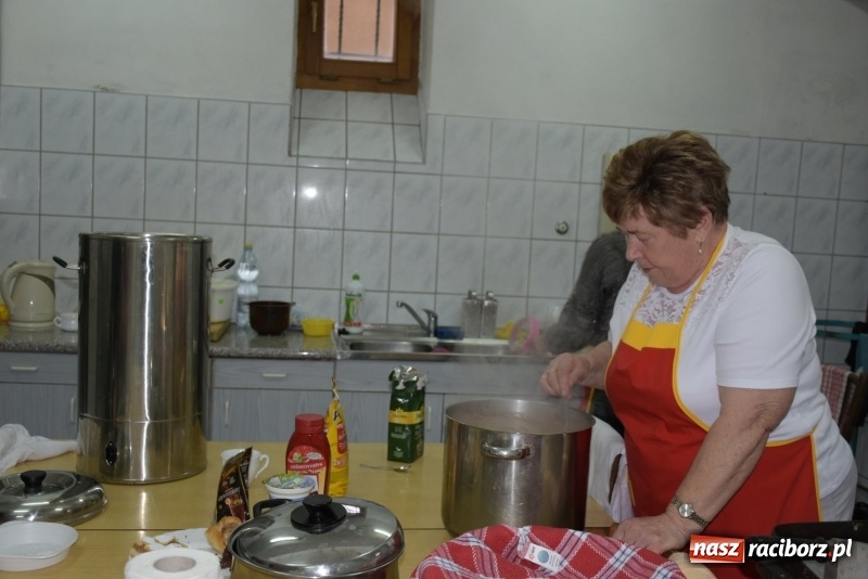 Zdjęcie w galerii na portalu naszraciborz.pl: Chorągiew Zaciężna Armati i święty Marcin w Bieńkowicach  wiadomości z regionu