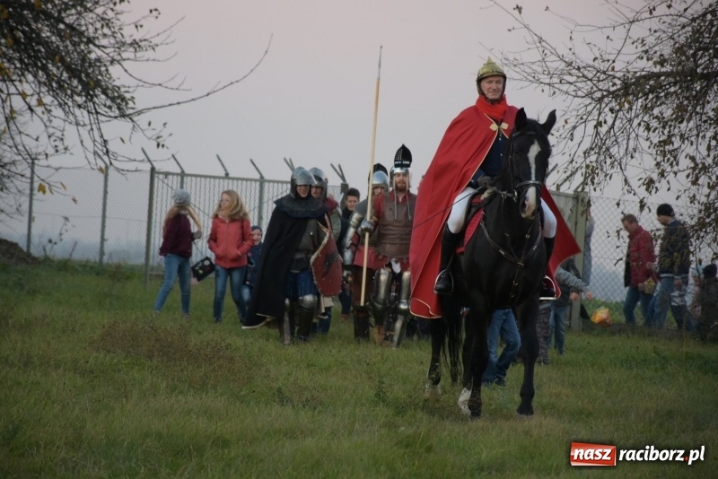 Zdjęcie w galerii na portalu naszraciborz.pl: Chorągiew Zaciężna Armati i święty Marcin w Bieńkowicach  wiadomości z regionu