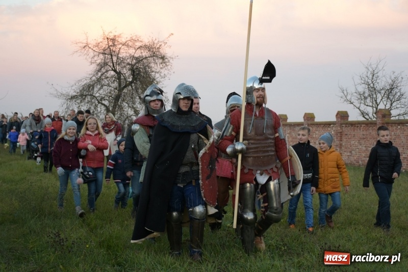 Zdjęcie w galerii na portalu naszraciborz.pl: Chorągiew Zaciężna Armati i święty Marcin w Bieńkowicach  wiadomości z regionu