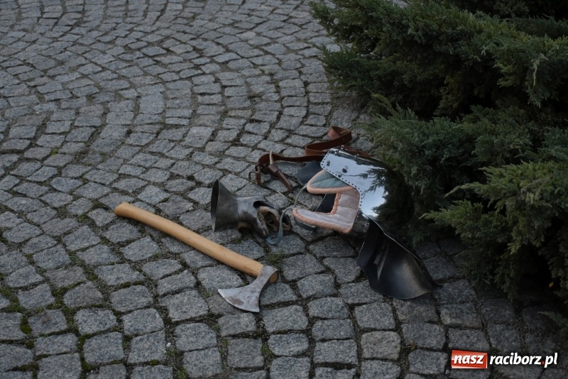 Zdjęcie w galerii na portalu naszraciborz.pl: Chorągiew Zaciężna Armati i święty Marcin w Bieńkowicach  wiadomości z regionu