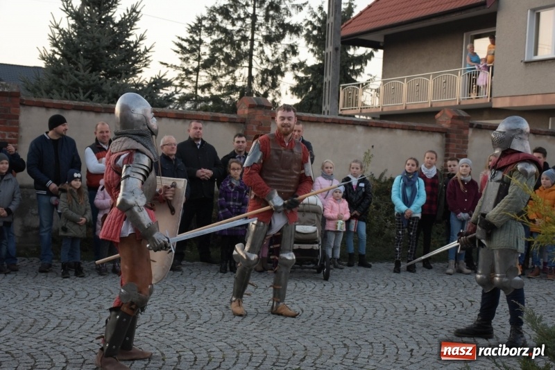 Zdjęcie w galerii na portalu naszraciborz.pl: Chorągiew Zaciężna Armati i święty Marcin w Bieńkowicach  wiadomości z regionu