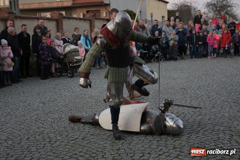 Zdjęcie w galerii na portalu naszraciborz.pl: Chorągiew Zaciężna Armati i święty Marcin w Bieńkowicach  wiadomości z regionu