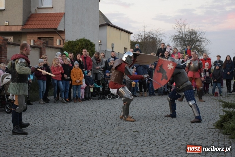 Zdjęcie w galerii na portalu naszraciborz.pl: Chorągiew Zaciężna Armati i święty Marcin w Bieńkowicach  wiadomości z regionu