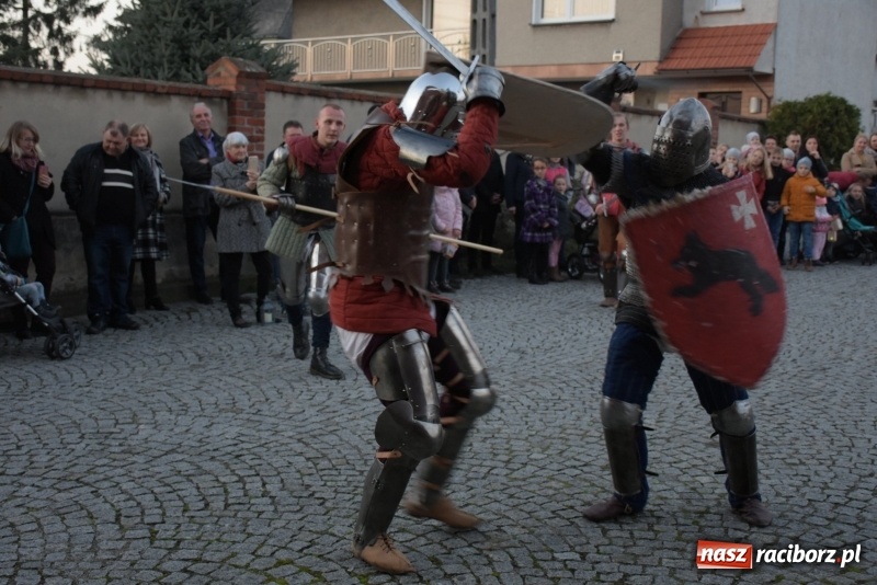 Zdjęcie w galerii na portalu naszraciborz.pl: Chorągiew Zaciężna Armati i święty Marcin w Bieńkowicach  wiadomości z regionu