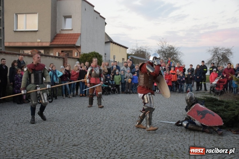 Zdjęcie w galerii na portalu naszraciborz.pl: Chorągiew Zaciężna Armati i święty Marcin w Bieńkowicach  wiadomości z regionu