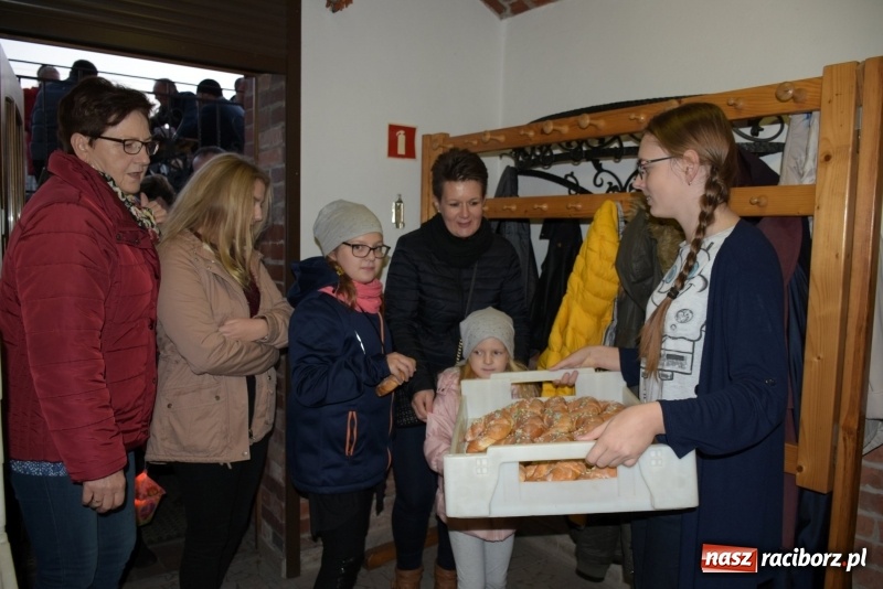 Zdjęcie w galerii na portalu naszraciborz.pl: Chorągiew Zaciężna Armati i święty Marcin w Bieńkowicach  wiadomości z regionu