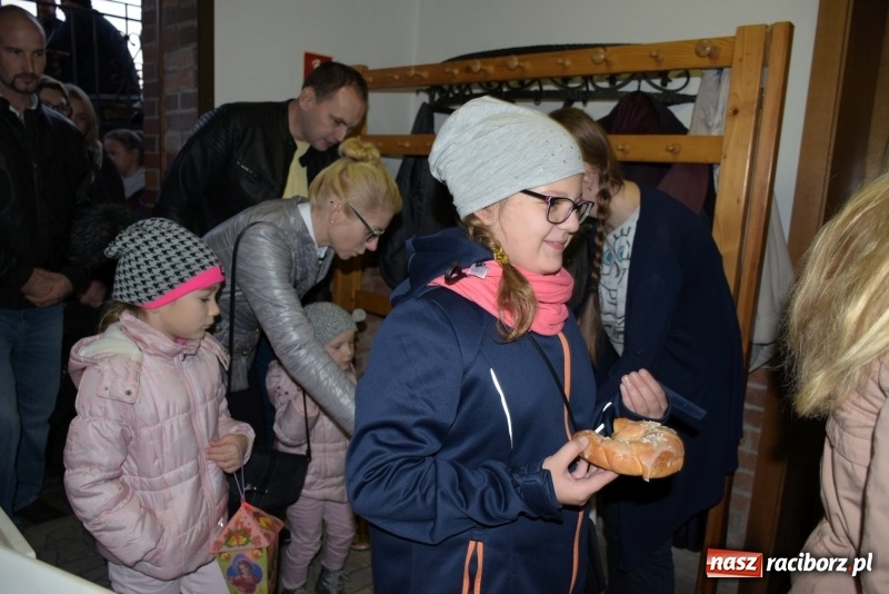Zdjęcie w galerii na portalu naszraciborz.pl: Chorągiew Zaciężna Armati i święty Marcin w Bieńkowicach  wiadomości z regionu