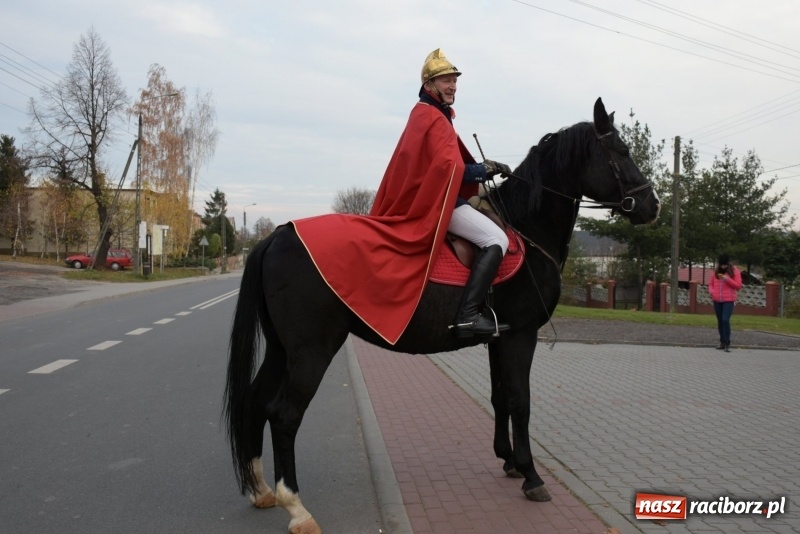 Zdjęcie w galerii na portalu naszraciborz.pl: Chorągiew Zaciężna Armati i święty Marcin w Bieńkowicach  wiadomości z regionu