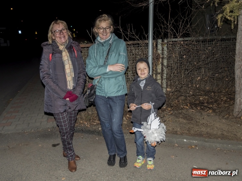 Zdjęcie w galerii na portalu naszraciborz.pl: Ponad dwa tysiące rogali na św. Marcina w Kuźni Raciborskiej!  wiadomości z regionu