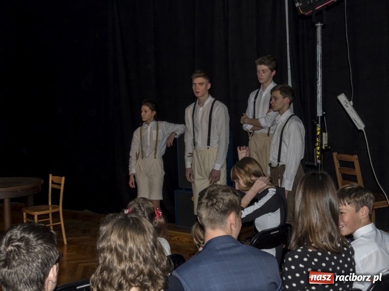 Zdjęcie w galerii na portalu naszraciborz.pl: W Nędzy 11 listopada uczcili sztuką!  wiadomości z regionu