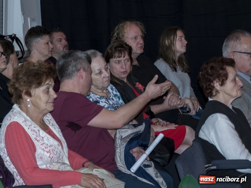 Zdjęcie w galerii na portalu naszraciborz.pl: W Nędzy 11 listopada uczcili sztuką!  wiadomości z regionu