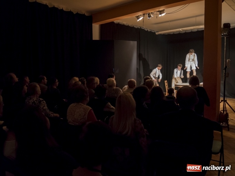 Zdjęcie w galerii na portalu naszraciborz.pl: W Nędzy 11 listopada uczcili sztuką!  wiadomości z regionu