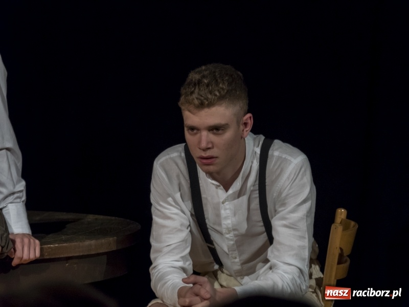 Zdjęcie w galerii na portalu naszraciborz.pl: W Nędzy 11 listopada uczcili sztuką!  wiadomości z regionu