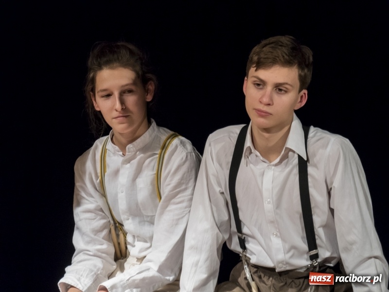 Zdjęcie w galerii na portalu naszraciborz.pl: W Nędzy 11 listopada uczcili sztuką!  wiadomości z regionu