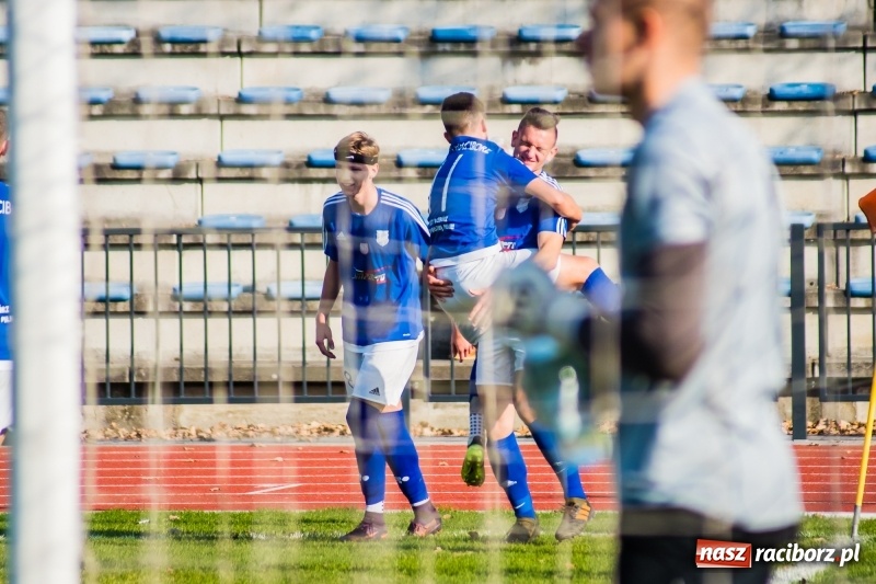 Zdjęcie w galerii na portalu naszraciborz.pl: Unia – ROW: Tak dobrze żarło i… wiadomości z regionu