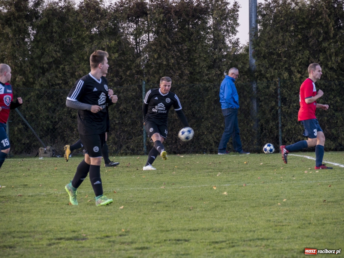 Zdjęcie w galerii na portalu naszraciborz.pl: Markowice kontra Bełsznica. Wszystko rozegrało się w drugiej połowie wiadomości z regionu