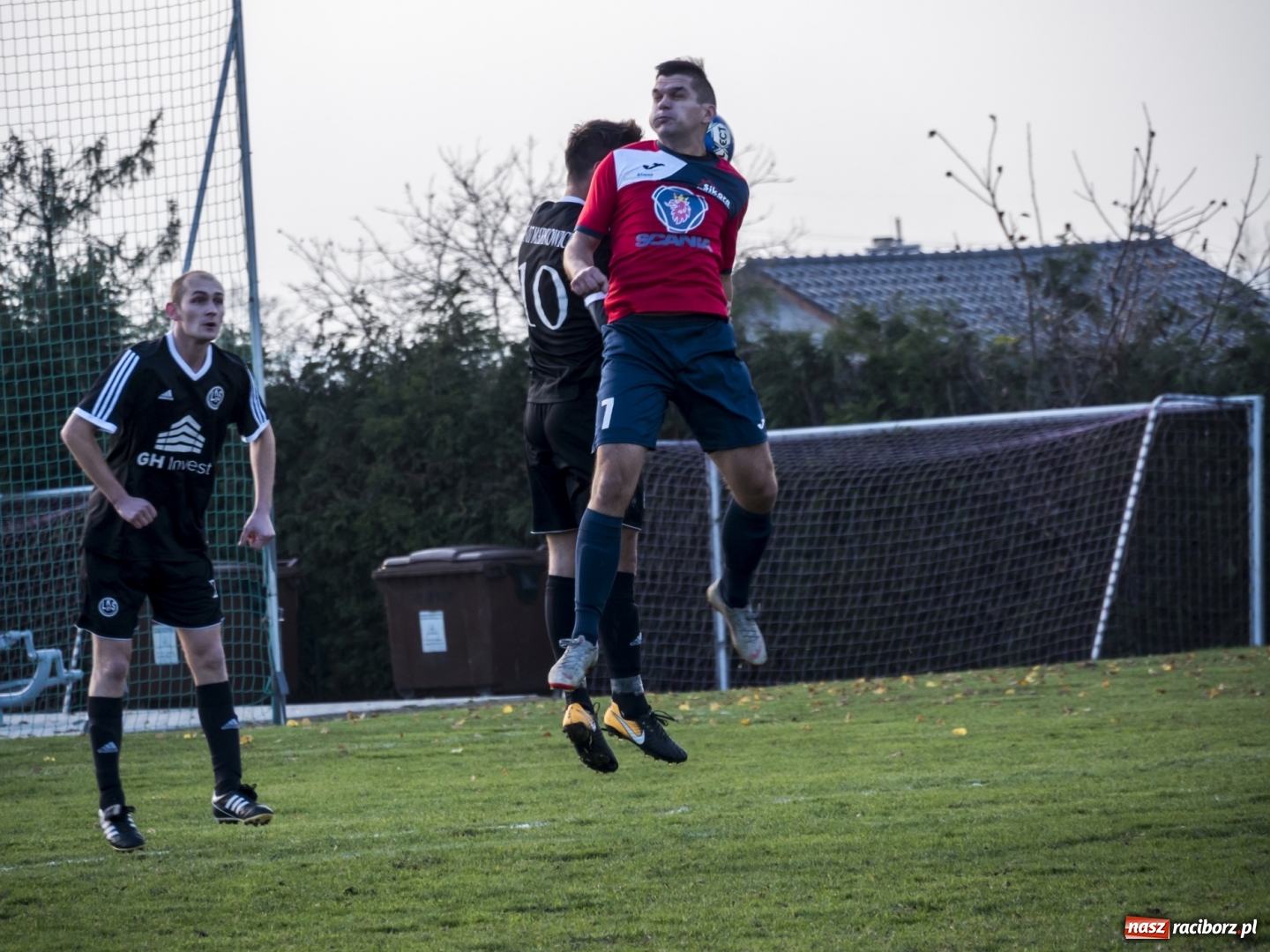 Zdjęcie w galerii na portalu naszraciborz.pl: Markowice kontra Bełsznica. Wszystko rozegrało się w drugiej połowie wiadomości z regionu