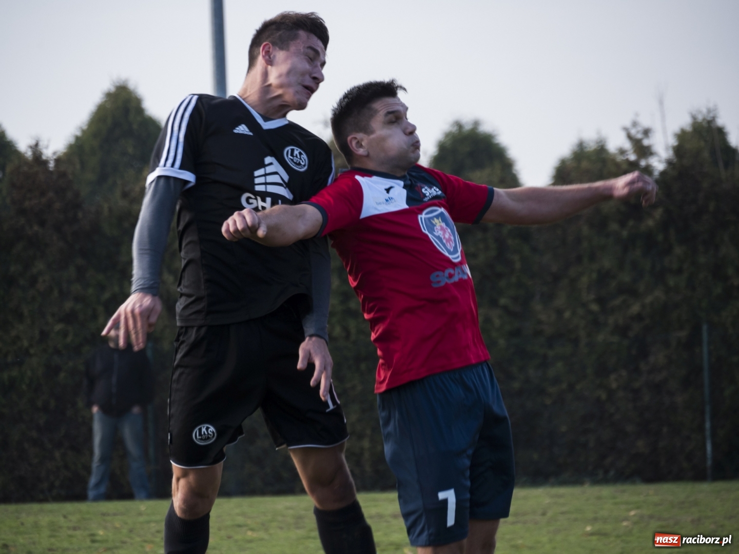 Zdjęcie w galerii na portalu naszraciborz.pl: Markowice kontra Bełsznica. Wszystko rozegrało się w drugiej połowie wiadomości z regionu