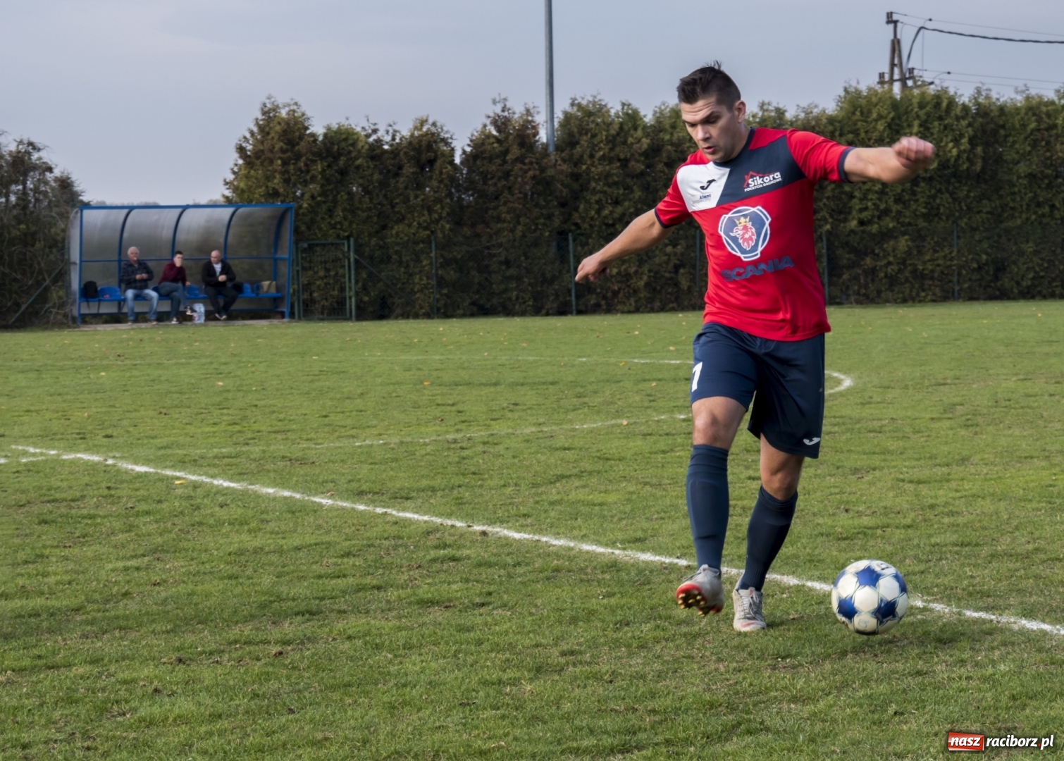 Zdjęcie w galerii na portalu naszraciborz.pl: Markowice kontra Bełsznica. Wszystko rozegrało się w drugiej połowie wiadomości z regionu