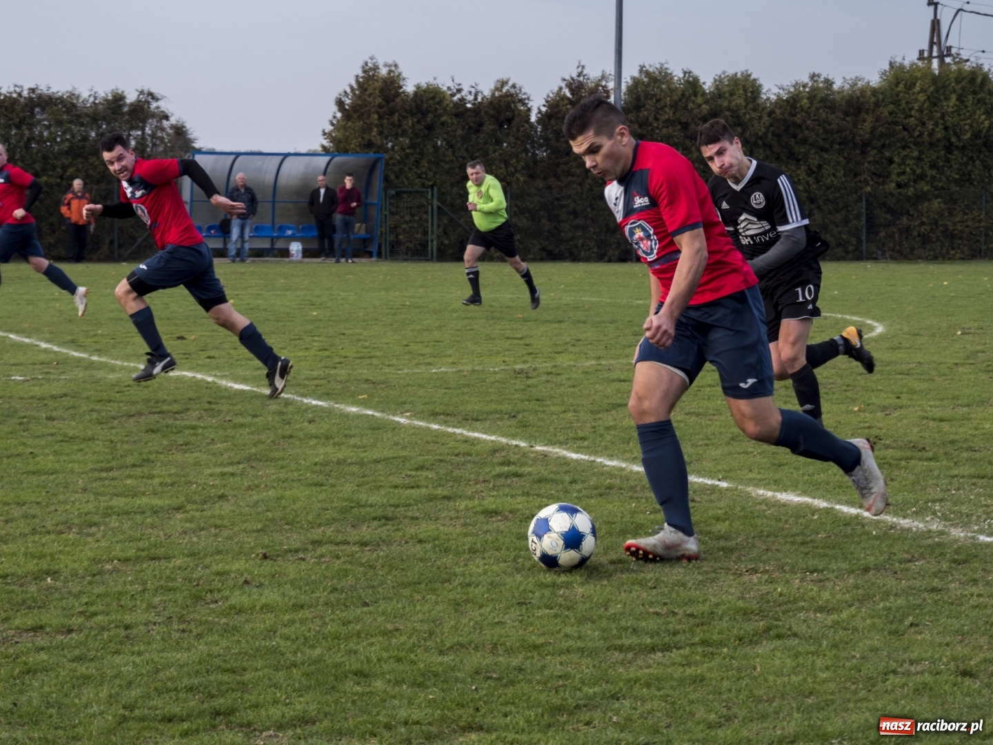Zdjęcie w galerii na portalu naszraciborz.pl: Markowice kontra Bełsznica. Wszystko rozegrało się w drugiej połowie wiadomości z regionu