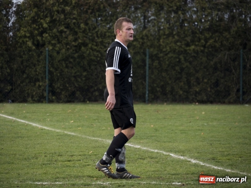 Zdjęcie w galerii na portalu naszraciborz.pl: Markowice kontra Bełsznica. Wszystko rozegrało się w drugiej połowie wiadomości z regionu