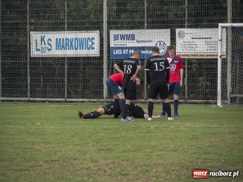 Zdjęcie w galerii na portalu naszraciborz.pl: Markowice kontra Bełsznica. Wszystko rozegrało się w drugiej połowie wiadomości z regionu