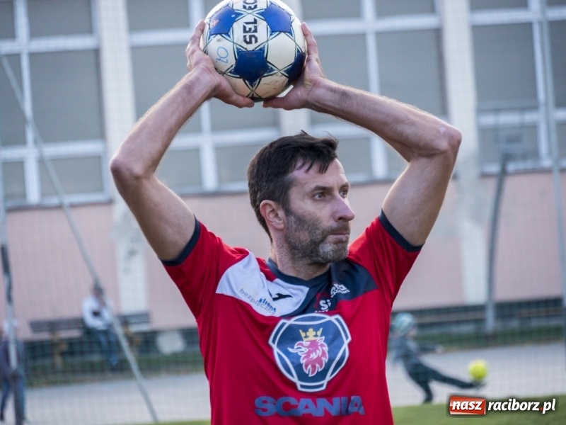 Zdjęcie w galerii na portalu naszraciborz.pl: Markowice kontra Bełsznica. Wszystko rozegrało się w drugiej połowie wiadomości z regionu