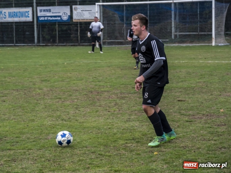 Zdjęcie w galerii na portalu naszraciborz.pl: Markowice kontra Bełsznica. Wszystko rozegrało się w drugiej połowie wiadomości z regionu