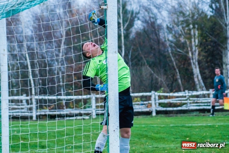 Zdjęcie w galerii na portalu naszraciborz.pl: A klasa. Pawłów spłonął w kobylskim Płomieniu wiadomości z regionu