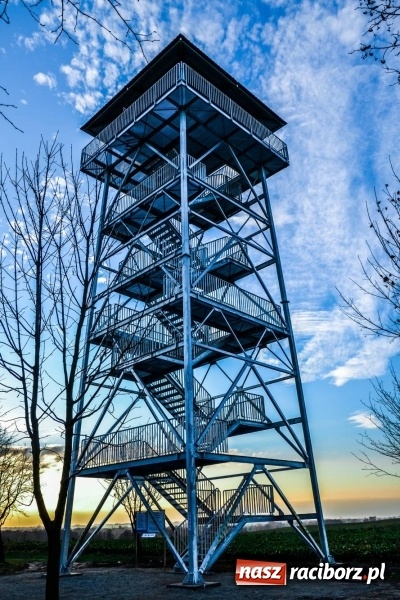 Zdjęcie w galerii na portalu naszraciborz.pl: Zobaczcie, co przy dobrej pogodzie widać z pietrowickiej wieży wiadomości z regionu