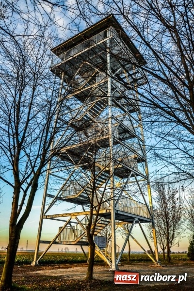 Zdjęcie w galerii na portalu naszraciborz.pl: Zobaczcie, co przy dobrej pogodzie widać z pietrowickiej wieży wiadomości z regionu