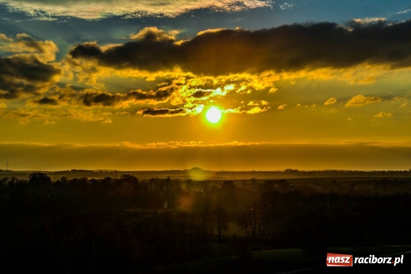 Zdjęcie w galerii na portalu naszraciborz.pl: Zobaczcie, co przy dobrej pogodzie widać z pietrowickiej wieży wiadomości z regionu