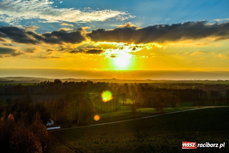 Zdjęcie w galerii na portalu naszraciborz.pl: Zobaczcie, co przy dobrej pogodzie widać z pietrowickiej wieży wiadomości z regionu