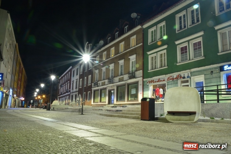 Zdjęcie w galerii na portalu naszraciborz.pl: Długa by night. Jak wam się podoba raciborska starówka nocą? Zobaczcie, co można znaleźć w kilku miejscach! wiadomości z regionu
