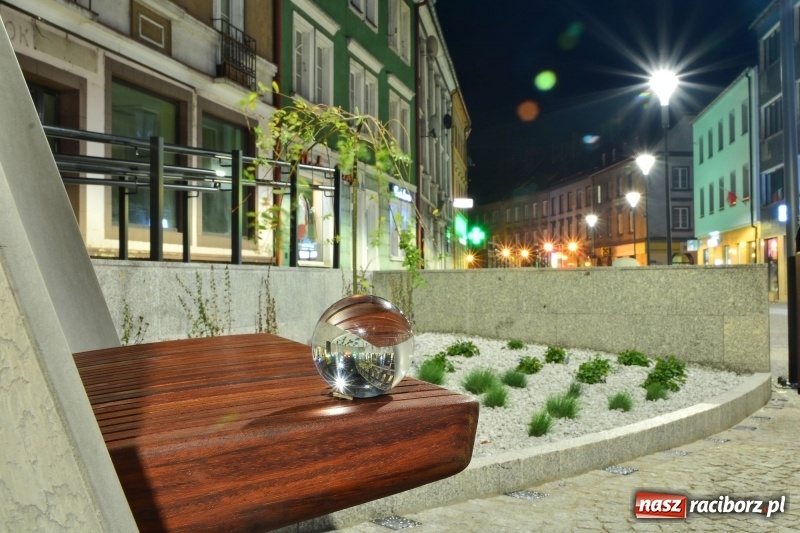 Zdjęcie w galerii na portalu naszraciborz.pl: Długa by night. Jak wam się podoba raciborska starówka nocą? Zobaczcie, co można znaleźć w kilku miejscach! wiadomości z regionu