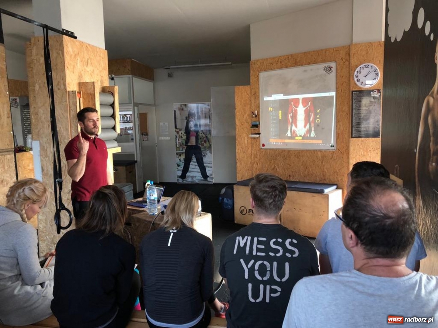 Zdjęcie w galerii na portalu naszraciborz.pl: Dorian Łomża szkolił trenerów raciborskiego ZSOMS wiadomości z regionu