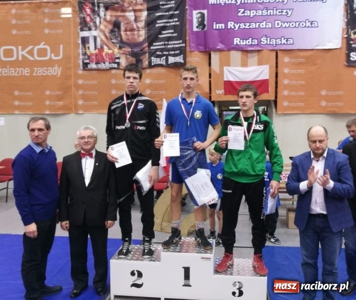 Zdjęcie w galerii na portalu naszraciborz.pl: Udany występ zapaśników Unii Racibórz na zawodach w Rudzie Śląskiej wiadomości z regionu