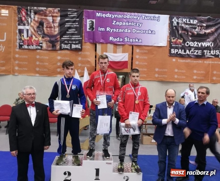 Zdjęcie w galerii na portalu naszraciborz.pl: Udany występ zapaśników Unii Racibórz na zawodach w Rudzie Śląskiej wiadomości z regionu