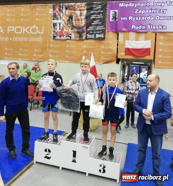 Zdjęcie w galerii na portalu naszraciborz.pl: Udany występ zapaśników Unii Racibórz na zawodach w Rudzie Śląskiej wiadomości z regionu