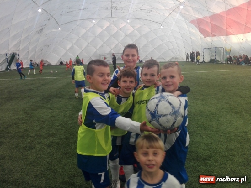 Zdjęcie w galerii na portalu naszraciborz.pl: Młodzi piłkarze LKS Tworków na turnieju Banderoza Cup w Głuchołazach wiadomości z regionu