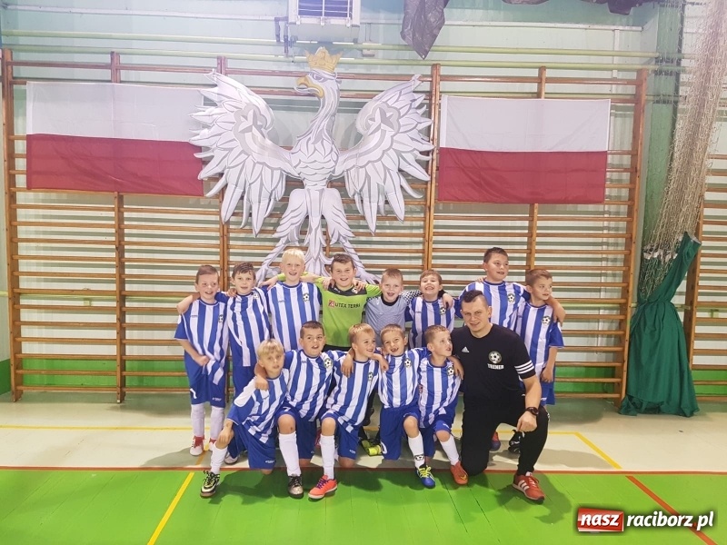 Zdjęcie w galerii na portalu naszraciborz.pl: Młodzi piłkarze LKS Tworków na turnieju Banderoza Cup w Głuchołazach wiadomości z regionu