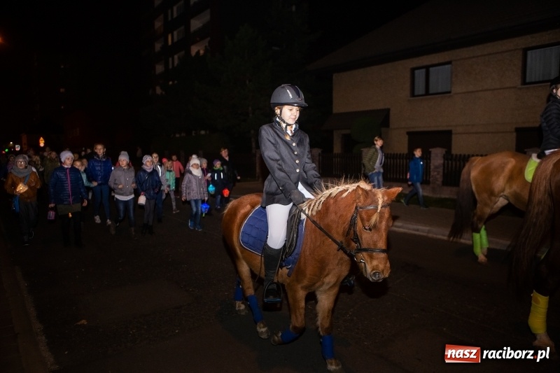 Zdjęcie w galerii na portalu naszraciborz.pl: Święty Marcin dotarł na Ostróg wiadomości z regionu