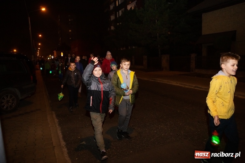 Zdjęcie w galerii na portalu naszraciborz.pl: Święty Marcin dotarł na Ostróg wiadomości z regionu