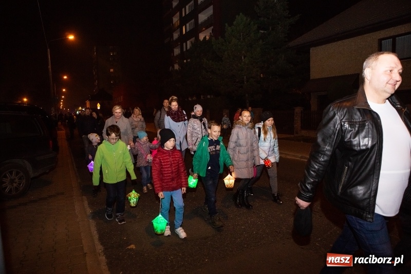 Zdjęcie w galerii na portalu naszraciborz.pl: Święty Marcin dotarł na Ostróg wiadomości z regionu