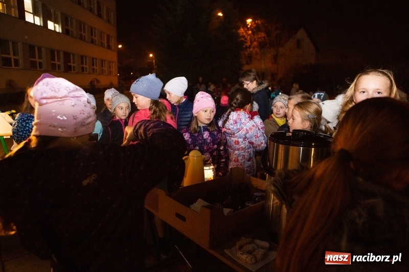 Zdjęcie w galerii na portalu naszraciborz.pl: Święty Marcin dotarł na Ostróg wiadomości z regionu