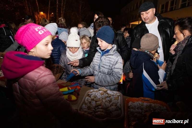Zdjęcie w galerii na portalu naszraciborz.pl: Święty Marcin dotarł na Ostróg wiadomości z regionu