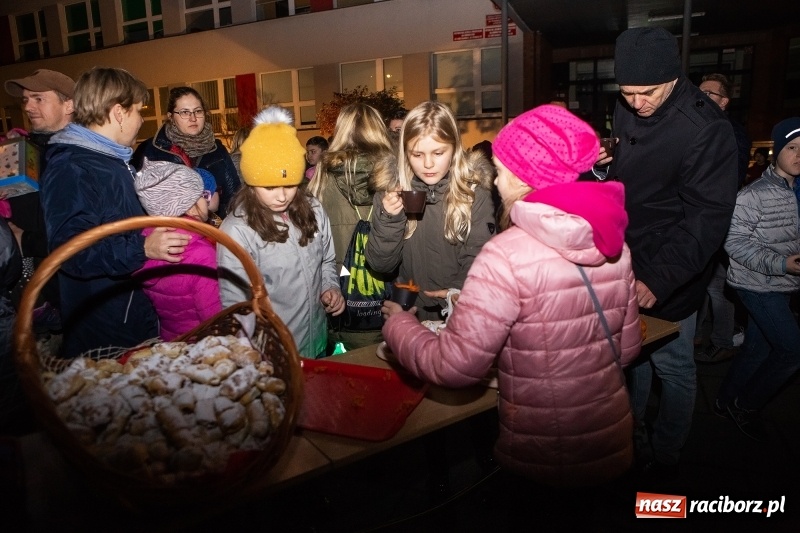 Zdjęcie w galerii na portalu naszraciborz.pl: Święty Marcin dotarł na Ostróg wiadomości z regionu