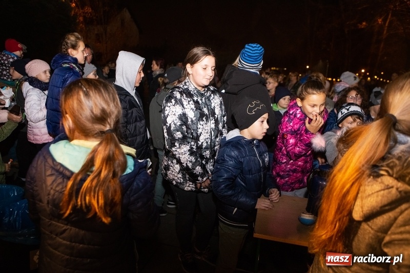 Zdjęcie w galerii na portalu naszraciborz.pl: Święty Marcin dotarł na Ostróg wiadomości z regionu