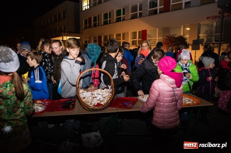 Zdjęcie w galerii na portalu naszraciborz.pl: Święty Marcin dotarł na Ostróg wiadomości z regionu