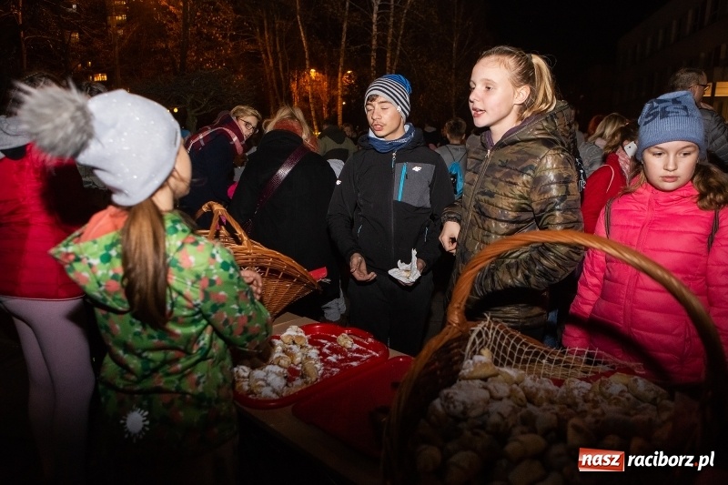 Zdjęcie w galerii na portalu naszraciborz.pl: Święty Marcin dotarł na Ostróg wiadomości z regionu